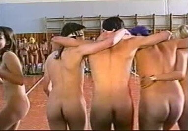 Enature - Fkk Come And Play - Naturists value a simple life