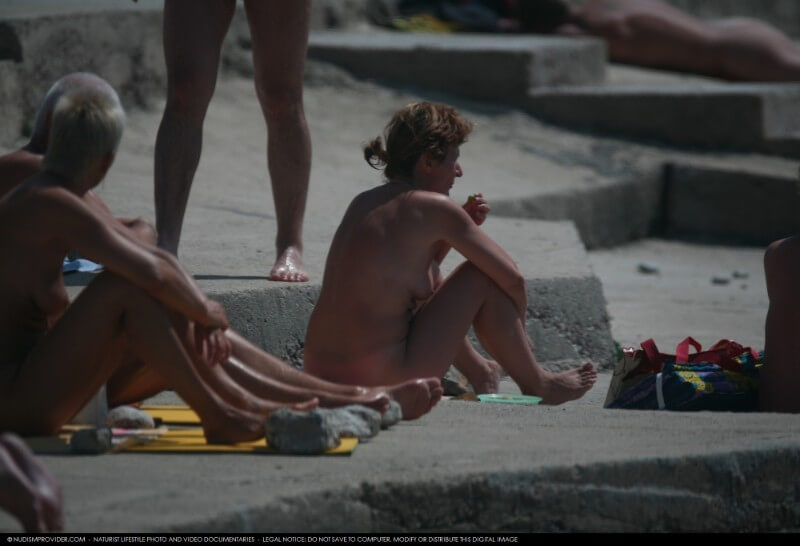 Nudist Rocky Family Angle gallery - Family nudism in its cultural context