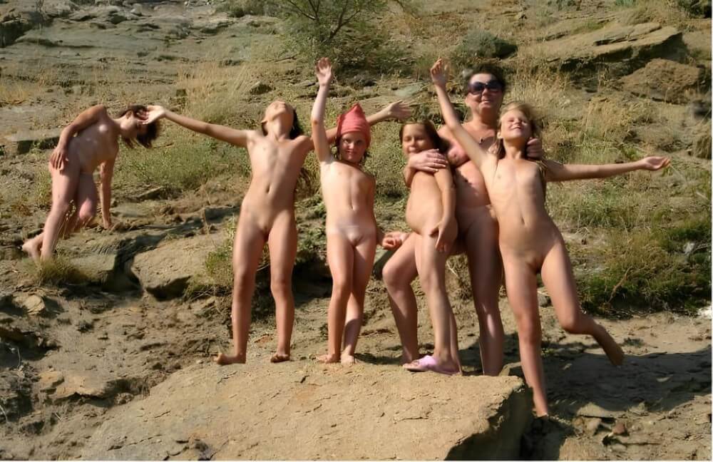 Nudism in a sunny day pics - Nudity helps to overcome insecurities and boost self-esteem