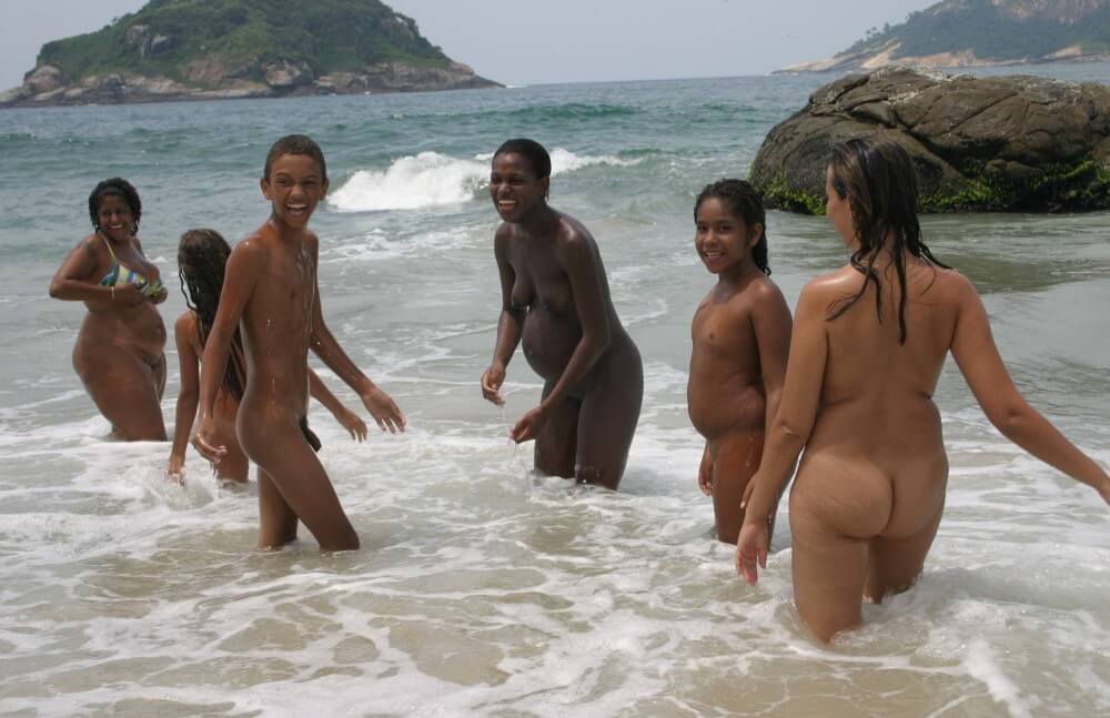 Brazils Endless Water Fun pics - Clothing is also a mask for a nudist