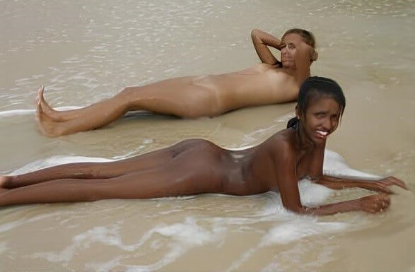 Brazilian Nudists # 1 pics - The practice of nudity within a community