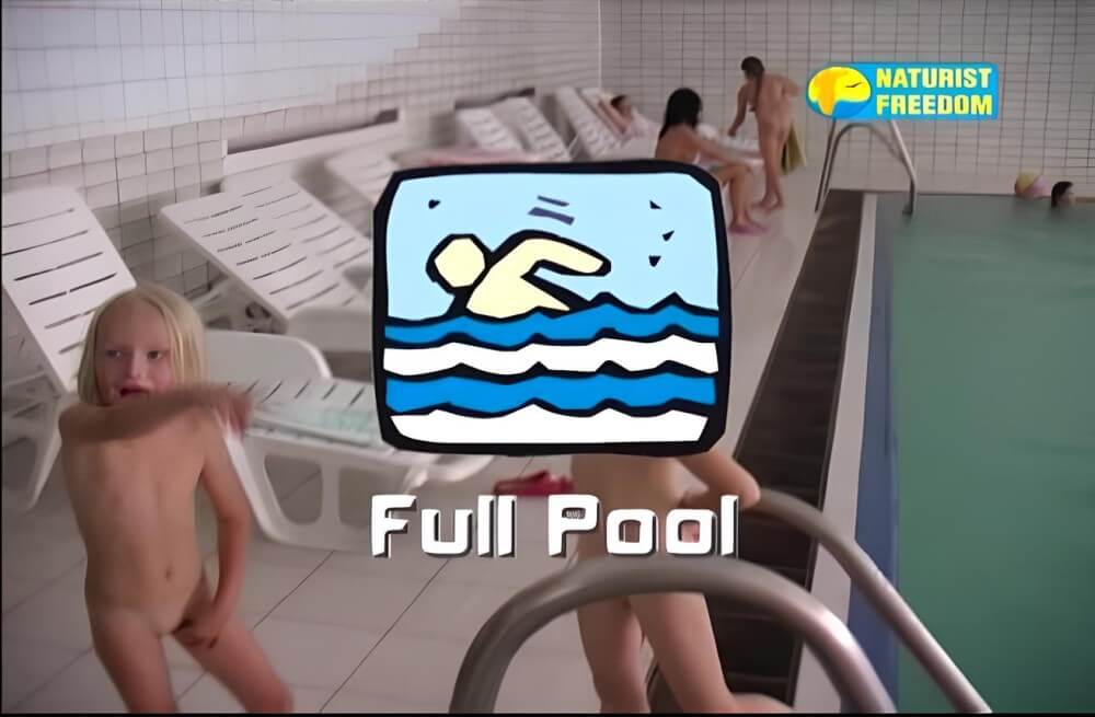 Naturist Freedom: Full Pool - Naturists live easily and freely