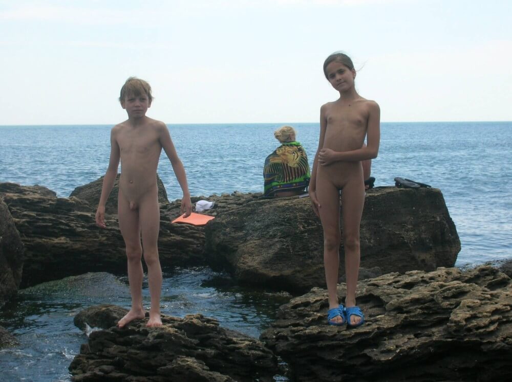 Beach Rocking Profile pics - Nudism encourages love for nature and oneself