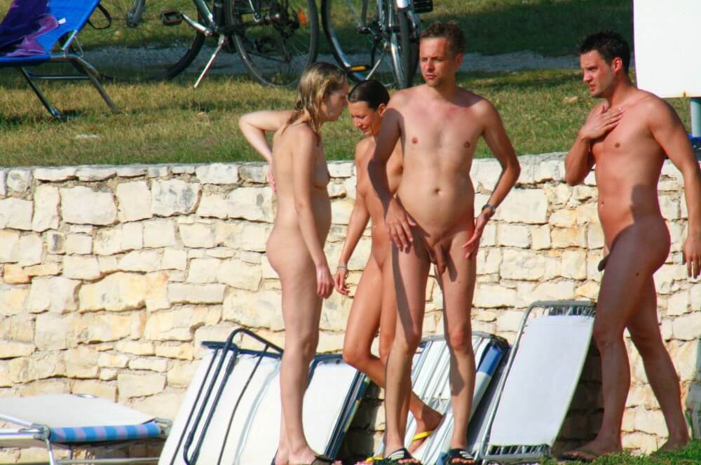 Ula FKK Couples Profile pics - Naturism and respect for nature