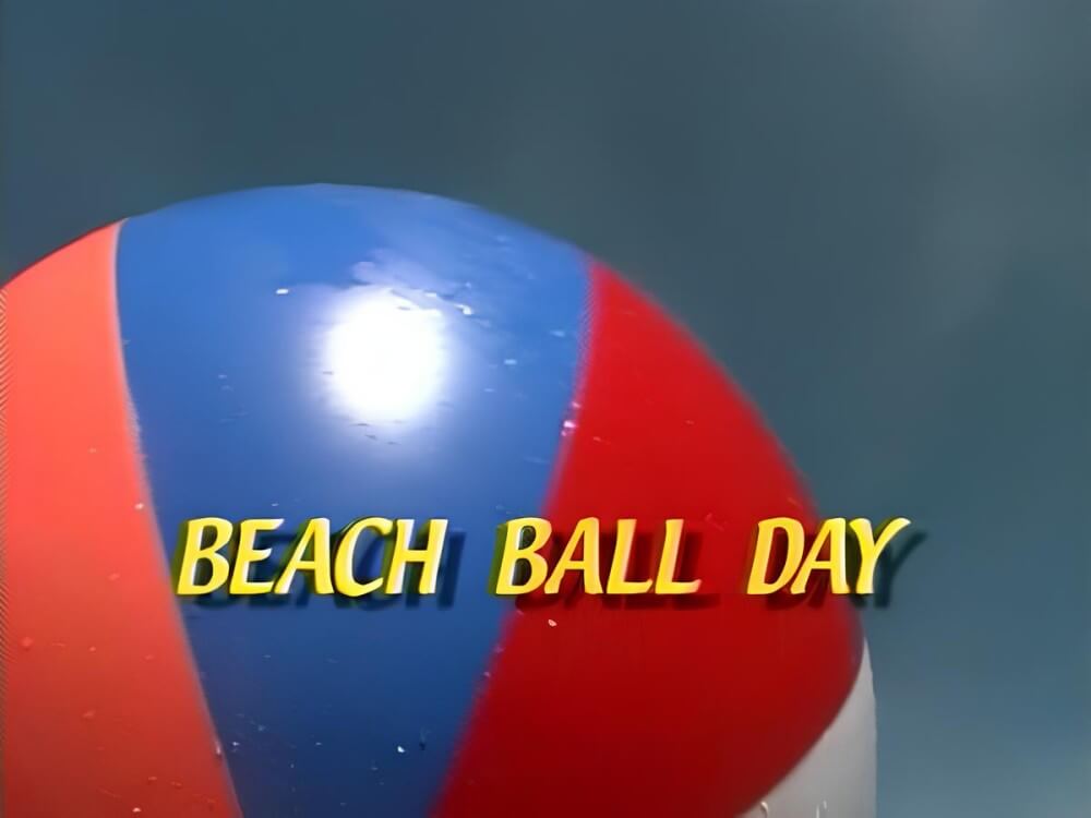 Enature- Beach ball day - Nudism helps to overcome shyness and insecurities