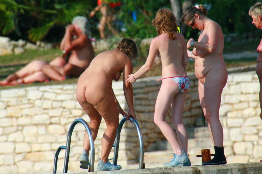 Ula FKK Exploration Family pics - In nudist culture, sincerity, honesty, and respect for oneself and others are valued