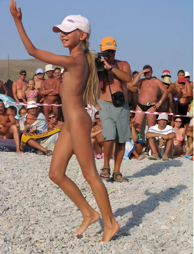 Holiday of the Neptune photos - Core values of nudist clubs