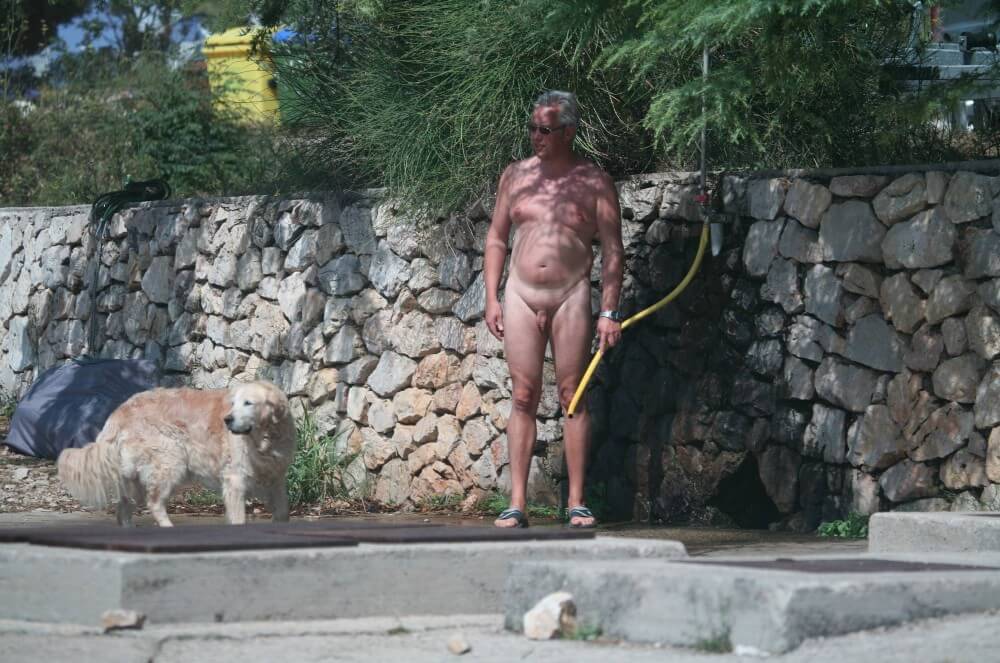 Shower-Wall Bath Parents pics - Naturists love nature and the environment