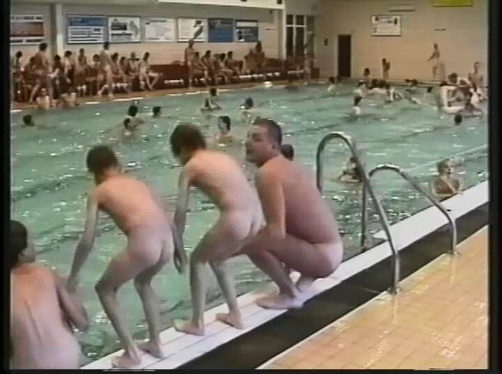 Helios Natura: Splish Splash Bares - Nudism helps people overcome their insecurities