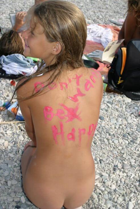 Osez vivre nu… Documentary naturism - Accepting oneself fully is the foundation of naturism and nudism
