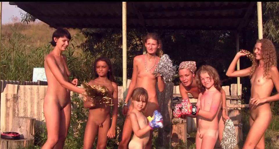 Countryside Lounging 1 nudism video - Boundaries disappear in the world of naturism and nudism